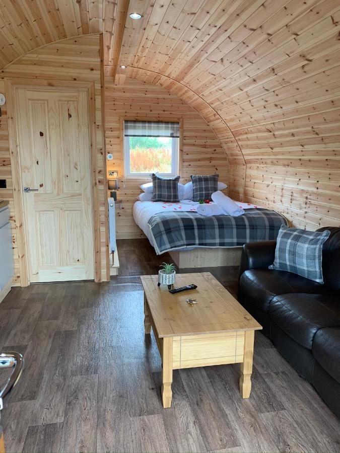 Pond View Pod 3 With Private Hot Tub -Fife - Loch Leven - Lomond Hills Villa Kelty Ngoại thất bức ảnh