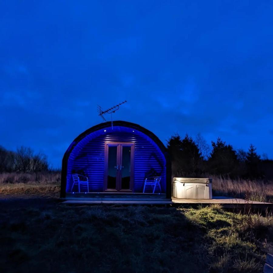 Pond View Pod 3 With Private Hot Tub -Fife - Loch Leven - Lomond Hills Villa Kelty Ngoại thất bức ảnh